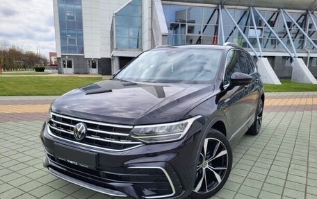 Volkswagen Tiguan II, 2023 год, 2 750 000 рублей, 3 фотография