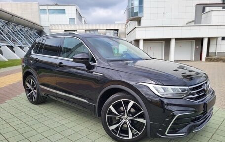 Volkswagen Tiguan II, 2023 год, 2 750 000 рублей, 7 фотография