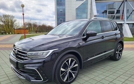 Volkswagen Tiguan II, 2023 год, 2 750 000 рублей, 5 фотография
