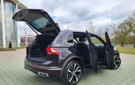 Volkswagen Tiguan II, 2023 год, 2 750 000 рублей, 16 фотография