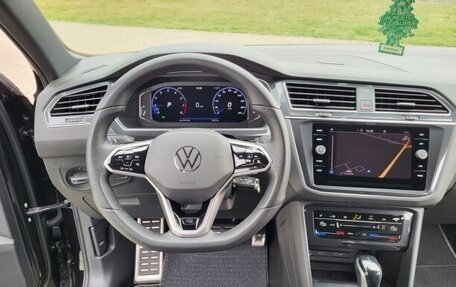 Volkswagen Tiguan II, 2023 год, 2 750 000 рублей, 25 фотография