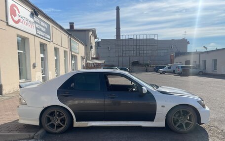 Toyota Altezza, 2002 год, 600 000 рублей, 7 фотография