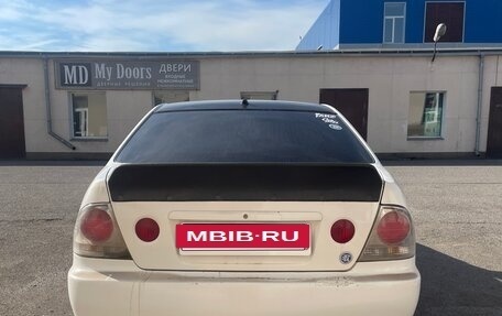 Toyota Altezza, 2002 год, 600 000 рублей, 6 фотография