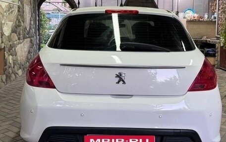 Peugeot 308 II, 2012 год, 610 000 рублей, 3 фотография