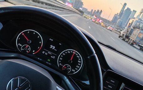 Volkswagen Polo VI (EU Market), 2021 год, 1 300 000 рублей, 8 фотография