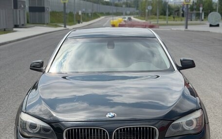 BMW 7 серия, 2010 год, 820 000 рублей, 6 фотография