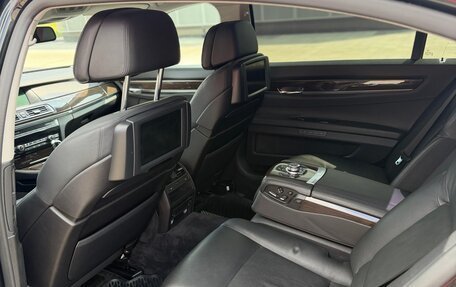 BMW 7 серия, 2010 год, 820 000 рублей, 16 фотография