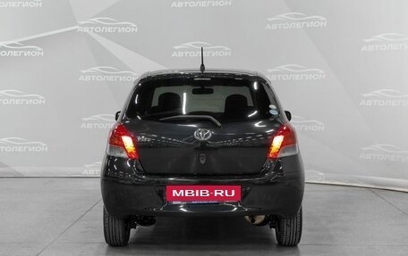 Toyota Vitz, 2010 год, 795 000 рублей, 3 фотография