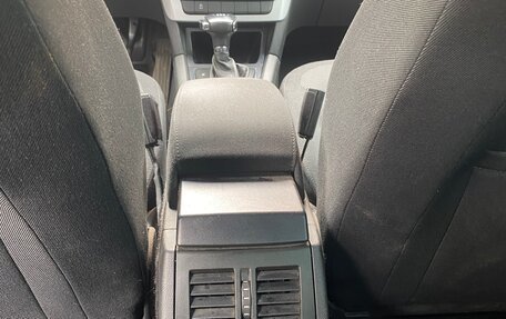 Skoda Yeti I рестайлинг, 2011 год, 449 000 рублей, 25 фотография