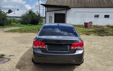 Chevrolet Cruze II, 2011 год, 690 000 рублей, 3 фотография
