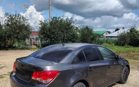 Chevrolet Cruze II, 2011 год, 690 000 рублей, 2 фотография