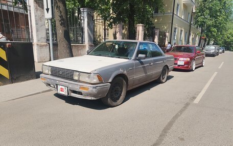 Toyota Crown, 1990 год, 249 000 рублей, 2 фотография