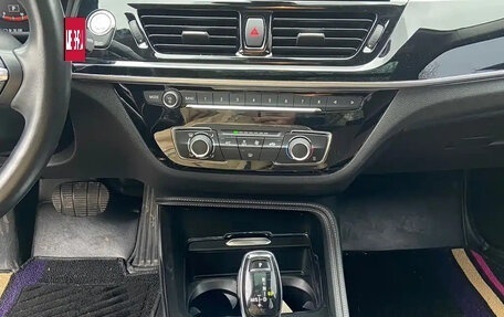 BMW 1 серия, 2023 год, 1 800 000 рублей, 9 фотография