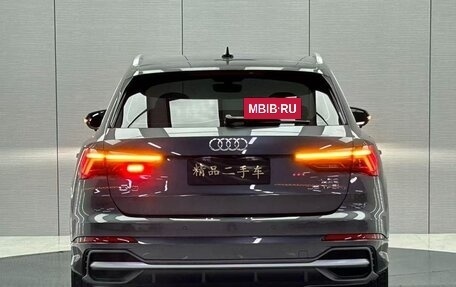 Audi Q3, 2023 год, 2 650 000 рублей, 5 фотография