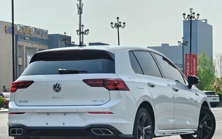 Volkswagen Golf VIII, 2023 год, 2 150 000 рублей, 4 фотография