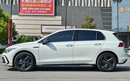 Volkswagen Golf VIII, 2023 год, 2 150 000 рублей, 7 фотография
