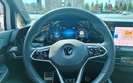 Volkswagen Golf VIII, 2023 год, 2 150 000 рублей, 8 фотография