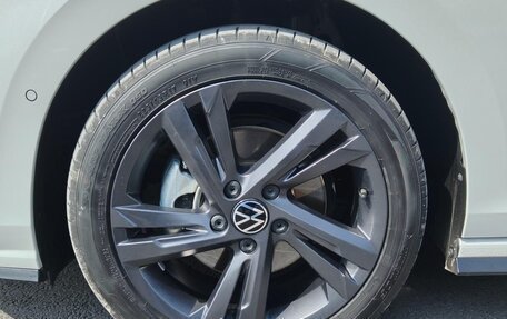 Volkswagen Golf VIII, 2023 год, 2 150 000 рублей, 15 фотография