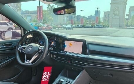 Volkswagen Golf VIII, 2023 год, 2 150 000 рублей, 11 фотография