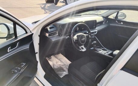 KIA K5, 2021 год, 1 450 000 рублей, 18 фотография