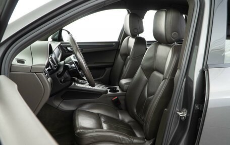 Porsche Macan I рестайлинг, 2018 год, 3 150 999 рублей, 10 фотография