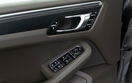Porsche Macan I рестайлинг, 2018 год, 3 150 999 рублей, 17 фотография