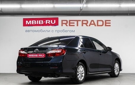 Toyota Camry, 2013 год, 1 530 000 рублей, 6 фотография