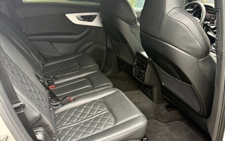Audi Q7, 2023 год, 11 300 000 рублей, 16 фотография