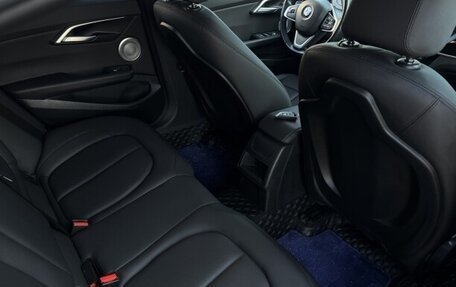 BMW 1 серия, 2022 год, 1 900 000 рублей, 13 фотография