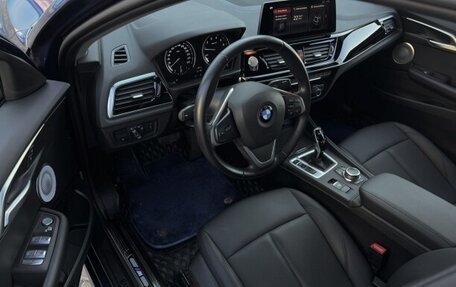 BMW 1 серия, 2022 год, 1 900 000 рублей, 22 фотография