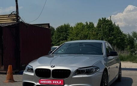 BMW 5 серия, 2011 год, 1 950 000 рублей, 4 фотография