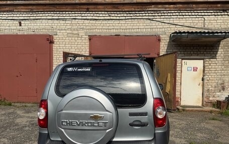 Chevrolet Niva I рестайлинг, 2013 год, 700 000 рублей, 4 фотография