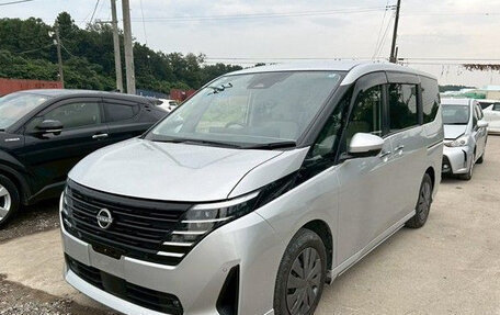 Nissan Serena, 2023 год, 2 150 000 рублей, 4 фотография