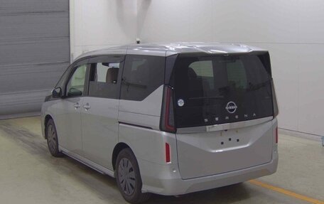 Nissan Serena, 2023 год, 2 150 000 рублей, 12 фотография