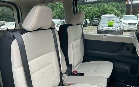 Nissan Serena, 2023 год, 2 150 000 рублей, 9 фотография