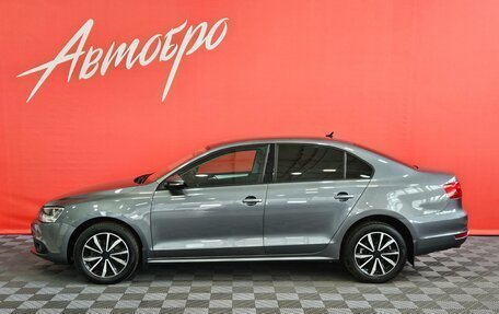 Volkswagen Jetta VI, 2011 год, 879 000 рублей, 2 фотография