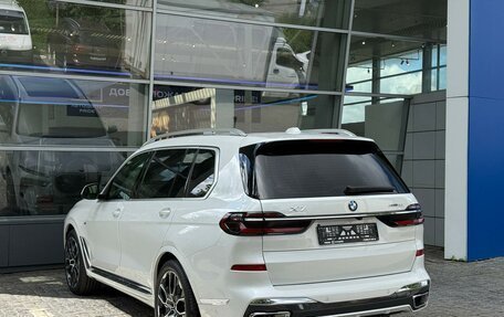 BMW X7, 2023 год, 13 000 000 рублей, 3 фотография