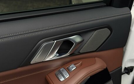 BMW X7, 2023 год, 13 000 000 рублей, 9 фотография