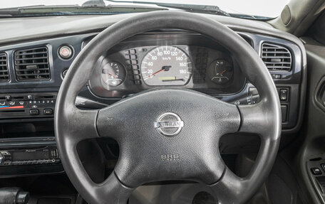 Nissan Expert, 2002 год, 349 000 рублей, 13 фотография