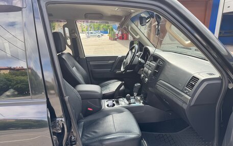 Mitsubishi Pajero IV, 2013 год, 2 345 000 рублей, 7 фотография