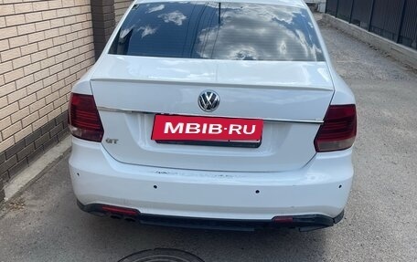 Volkswagen Polo VI (EU Market), 2018 год, 100 000 рублей, 2 фотография