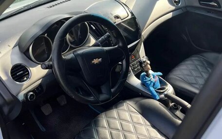 Chevrolet Cruze II, 2013 год, 580 000 рублей, 5 фотография