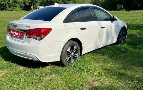 Chevrolet Cruze II, 2013 год, 580 000 рублей, 3 фотография