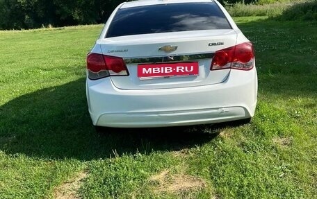 Chevrolet Cruze II, 2013 год, 580 000 рублей, 2 фотография