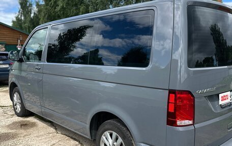 Volkswagen Caravelle T6 рестайлинг, 2021 год, 3 900 000 рублей, 6 фотография