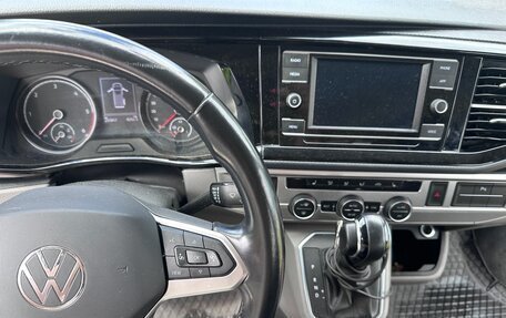 Volkswagen Caravelle T6 рестайлинг, 2021 год, 3 900 000 рублей, 12 фотография