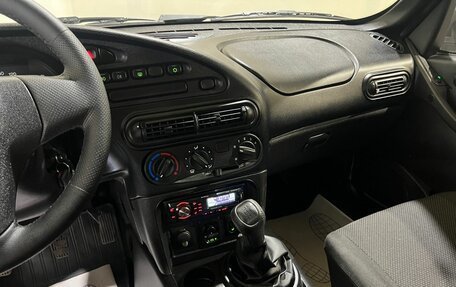 Chevrolet Niva I рестайлинг, 2017 год, 720 000 рублей, 32 фотография