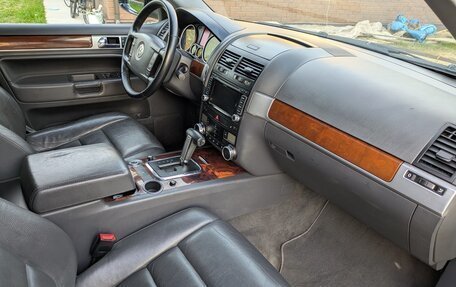 Volkswagen Touareg III, 2008 год, 850 000 рублей, 11 фотография