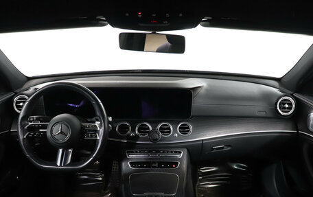Mercedes-Benz E-Класс, 2020 год, 4 149 000 рублей, 13 фотография