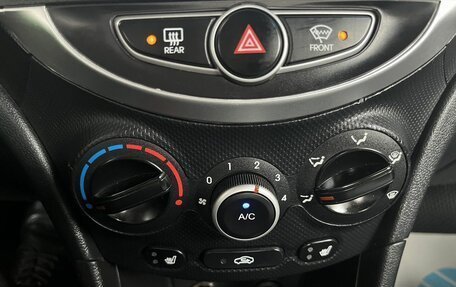 Hyundai Solaris II рестайлинг, 2013 год, 642 000 рублей, 21 фотография